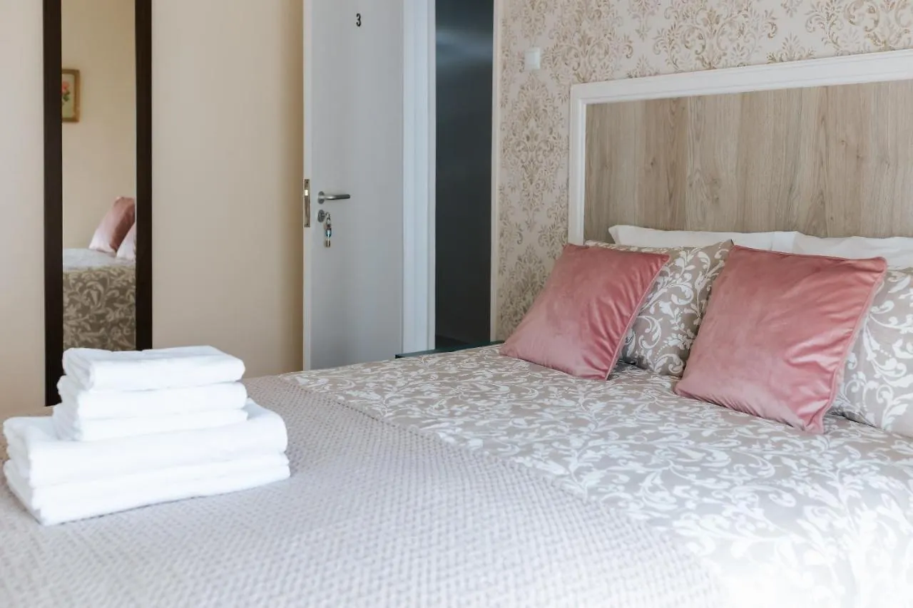 Romantic Downtown Room Lisboa